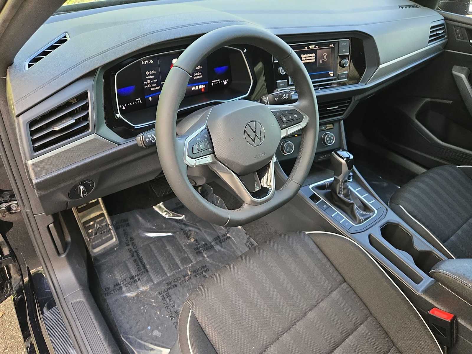 Thumbnail: 2024 Volkswagen Jetta - 10