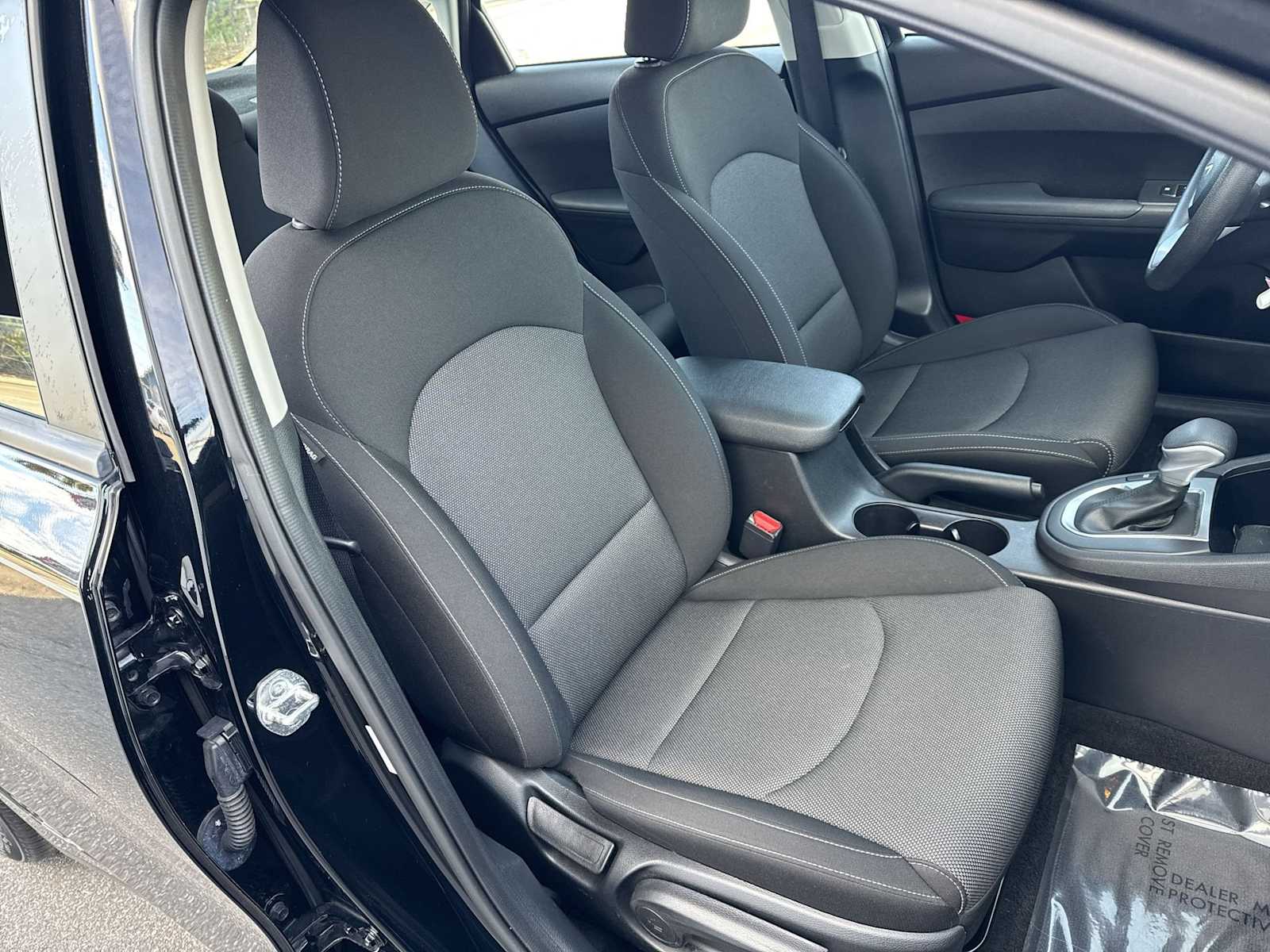 Thumbnail: 2023 Kia Forte - 19