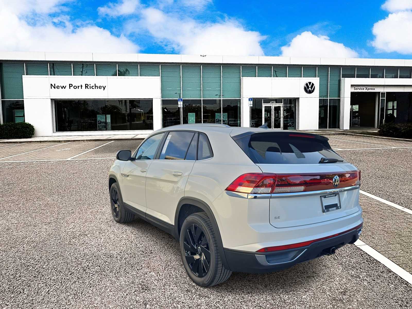 Thumbnail: 2026 Volkswagen Atlas - 6