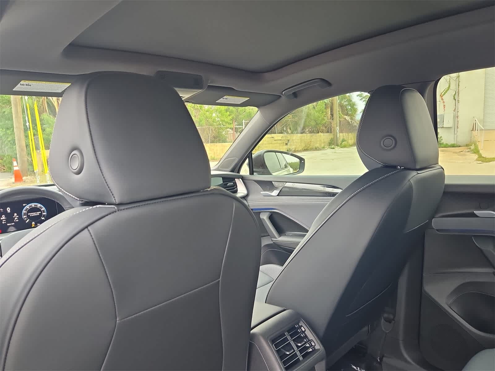 Thumbnail: 2026 Volkswagen Tiguan - 19