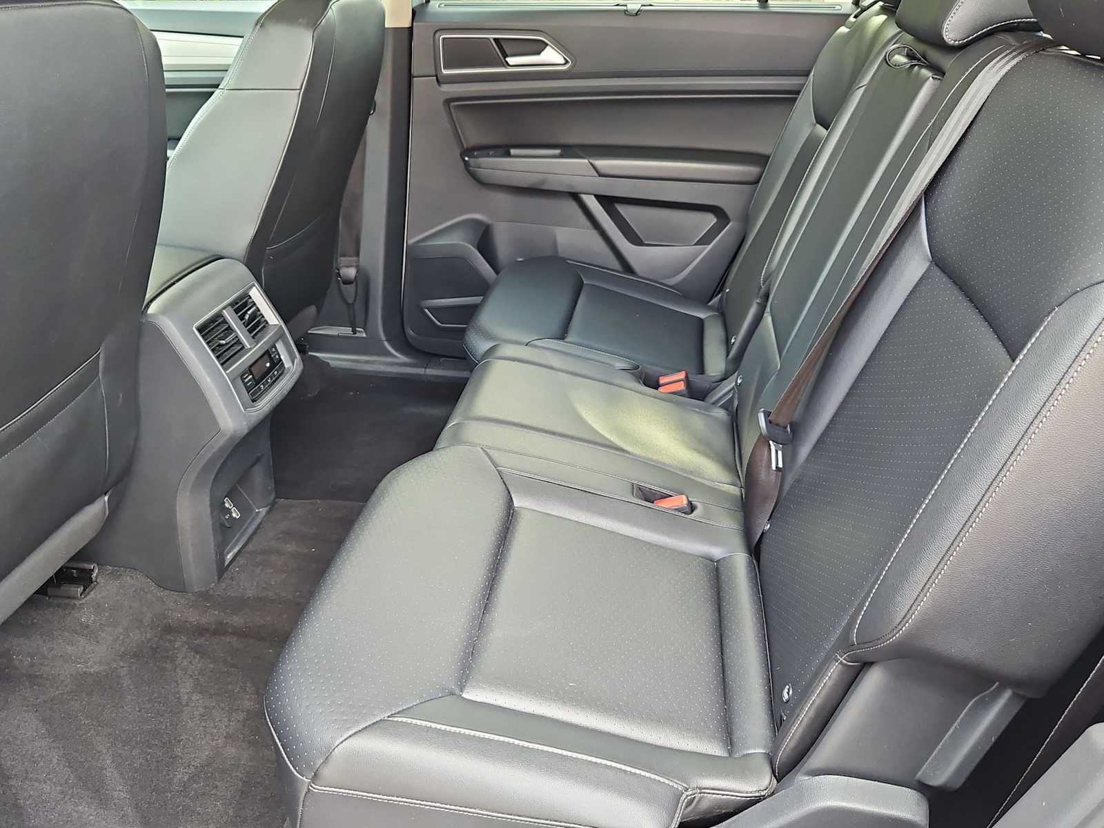 Thumbnail: 2018 Volkswagen Atlas - 20