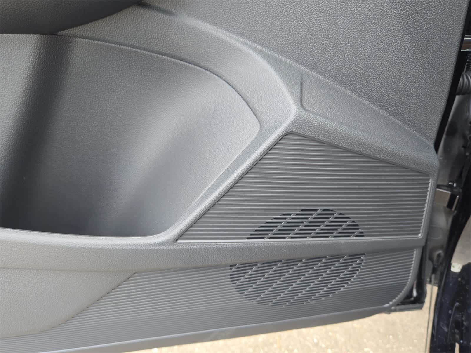 Thumbnail: 2025 Volkswagen Taos - 29