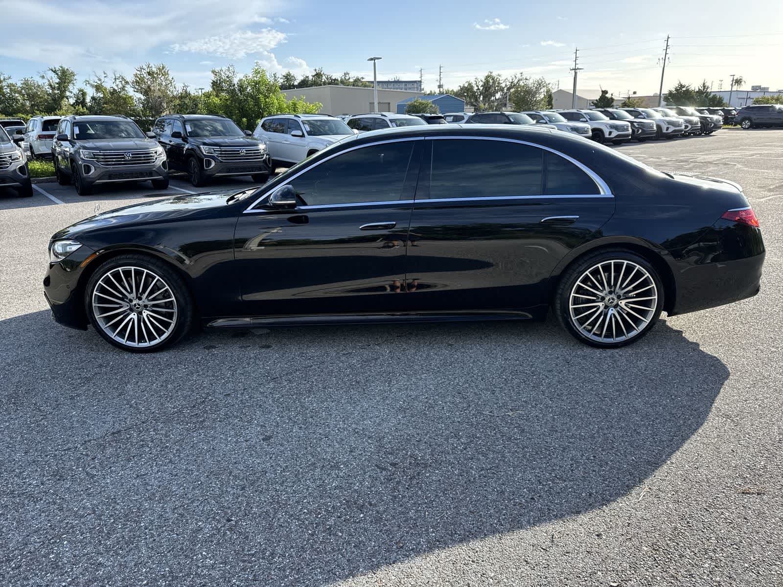 Thumbnail: 2022 Mercedes-Benz S-Class - 10