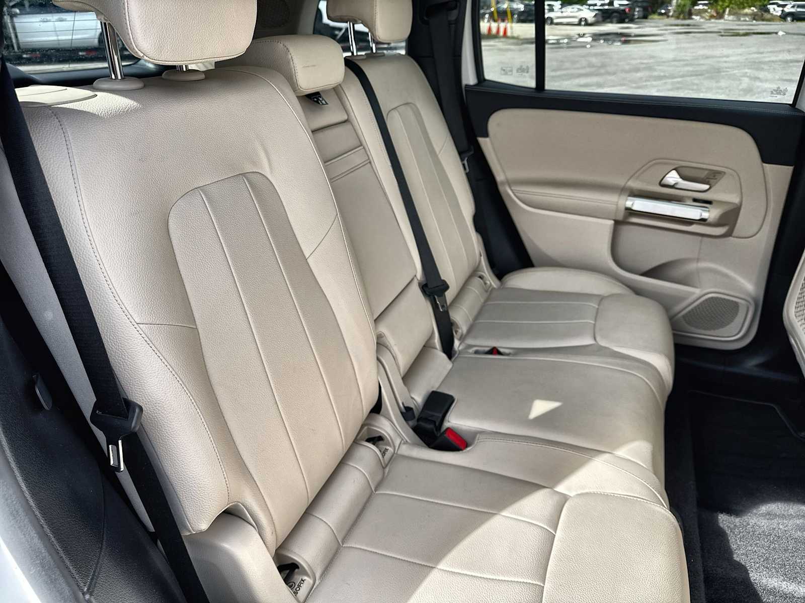 Thumbnail: 2022 Mercedes-Benz GLB - 20