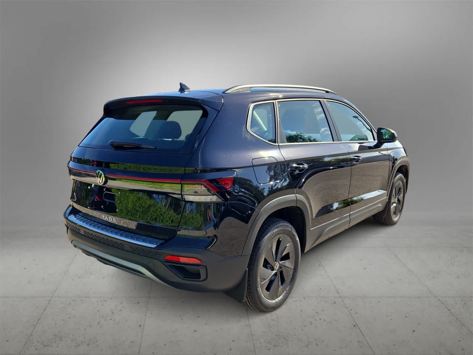 Thumbnail: 2025 Volkswagen Taos - 8