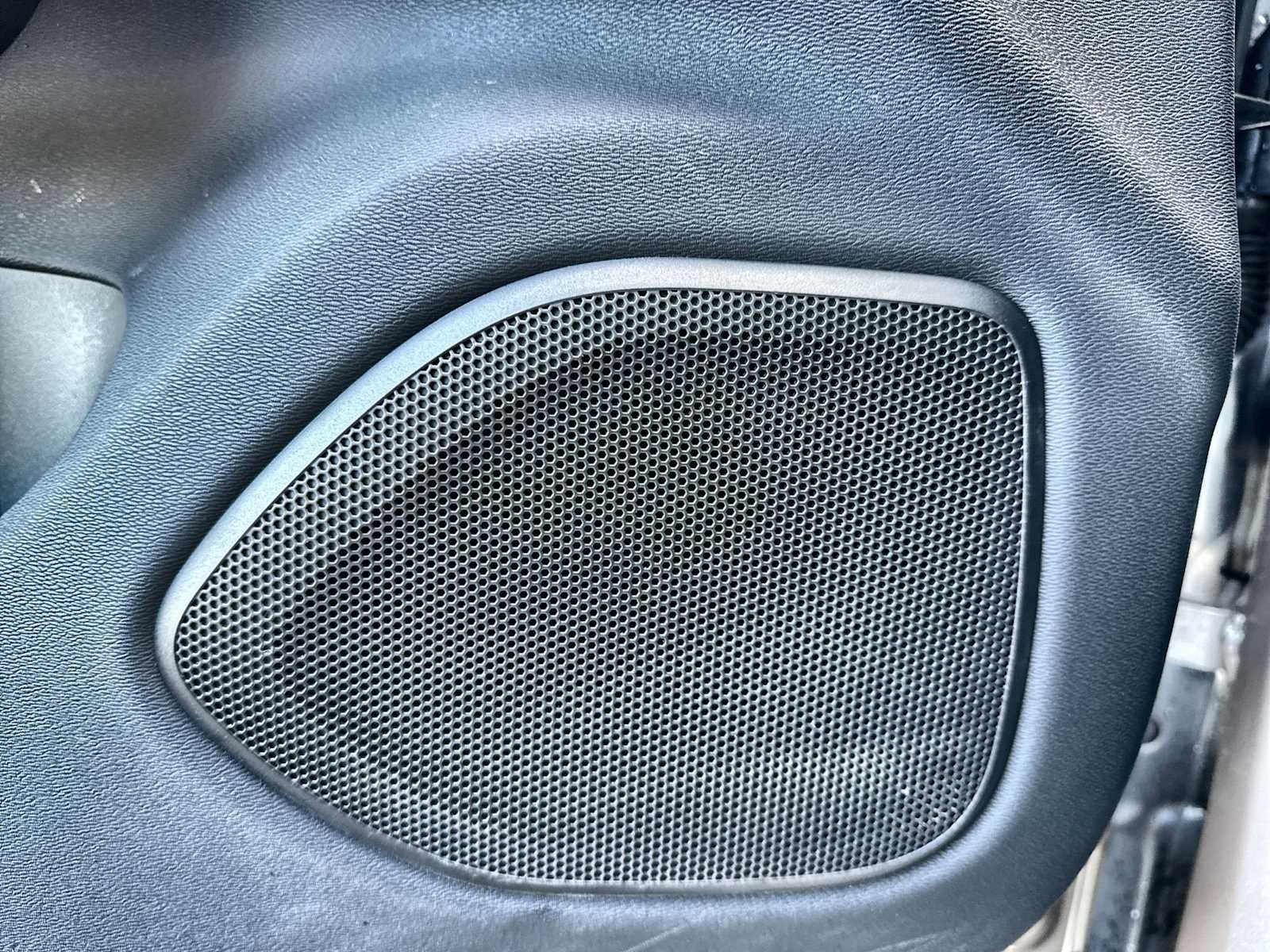 Thumbnail: 2023 Volvo S60 - 30