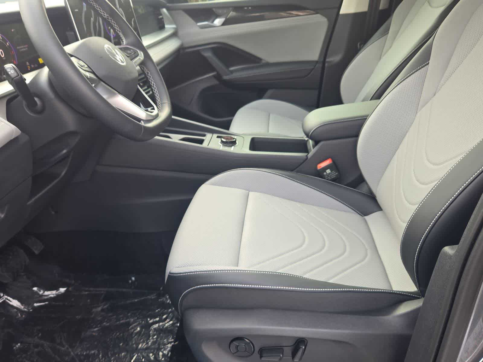 Thumbnail: 2026 Volkswagen Tiguan - 17