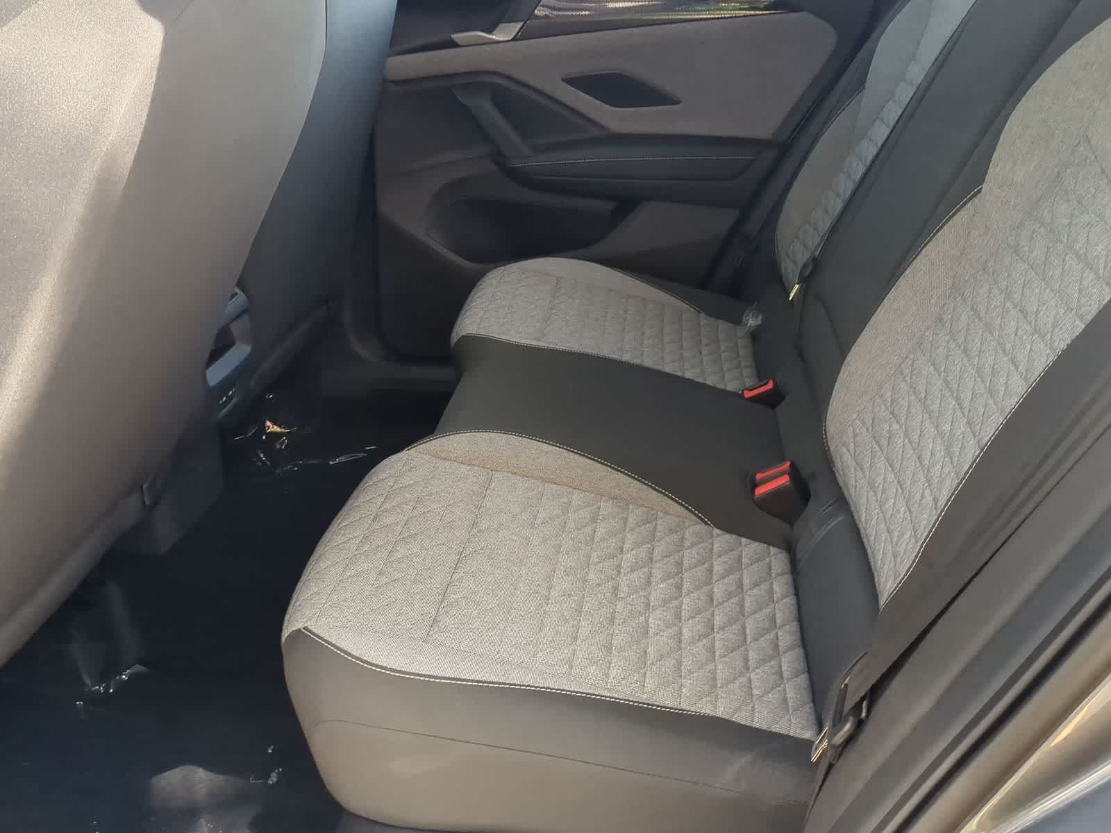 Thumbnail: 2025 Volkswagen Tiguan - 18