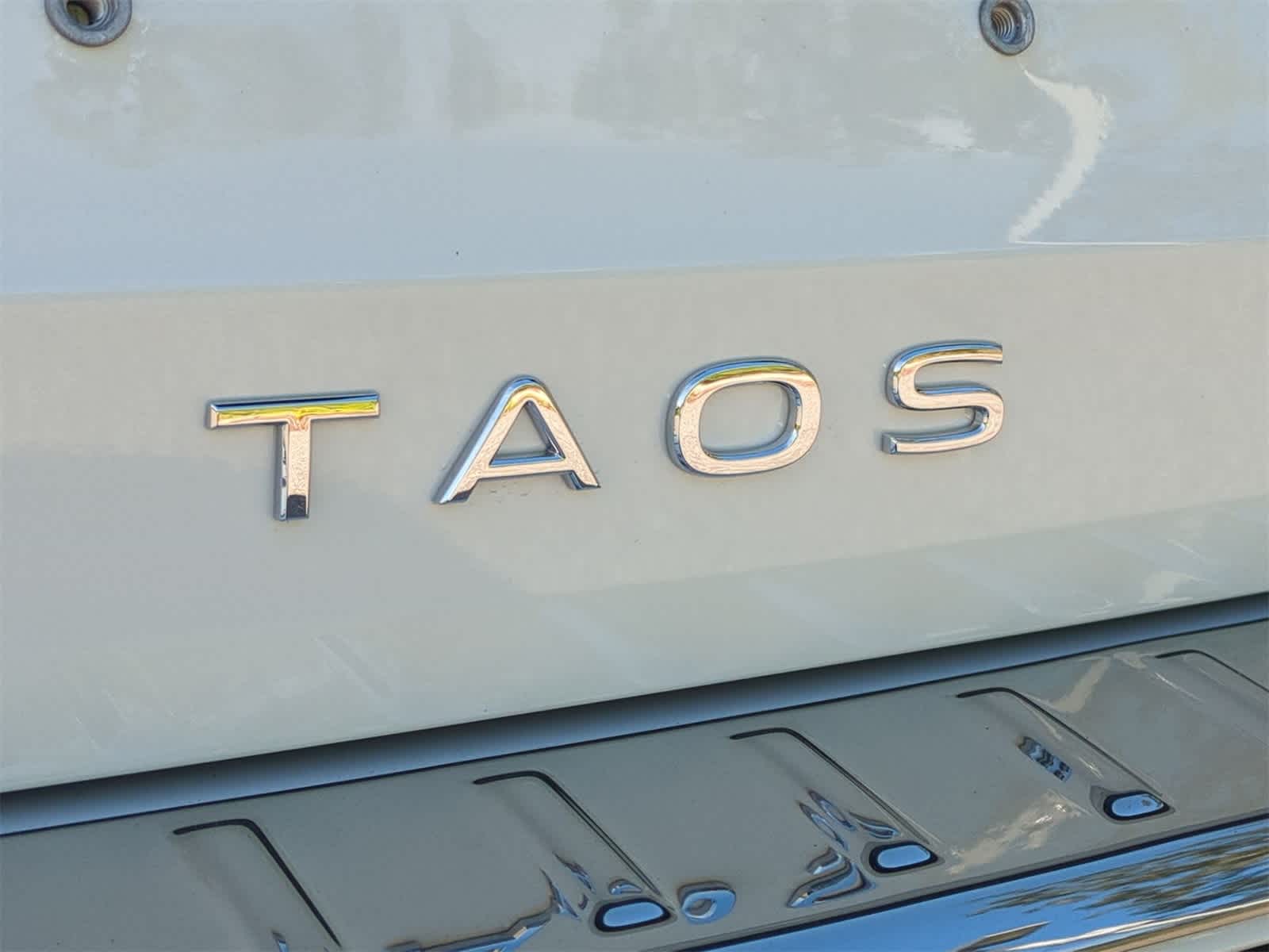 Thumbnail: 2025 Volkswagen Taos - 13