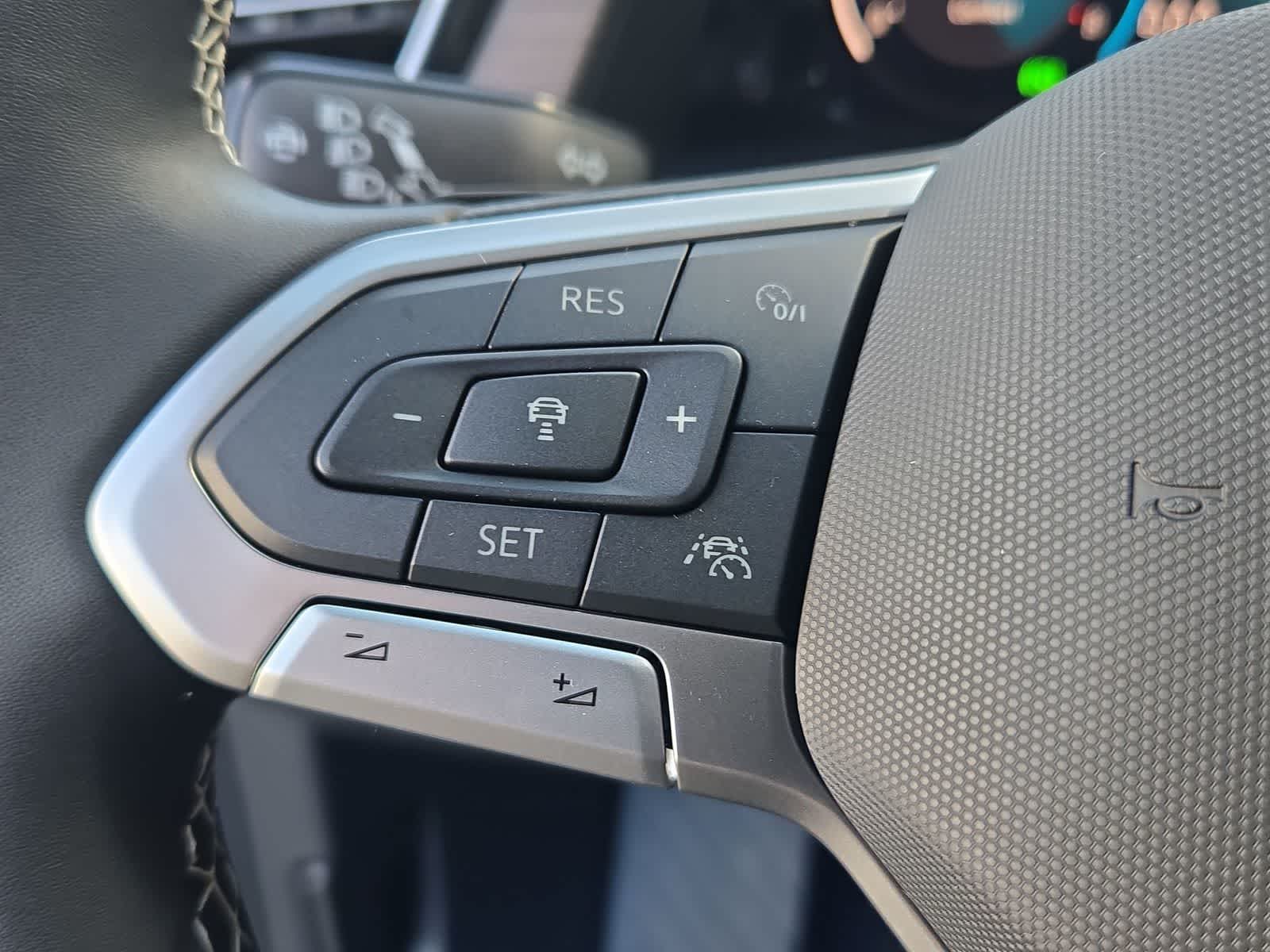 Thumbnail: 2026 Volkswagen Atlas - 28