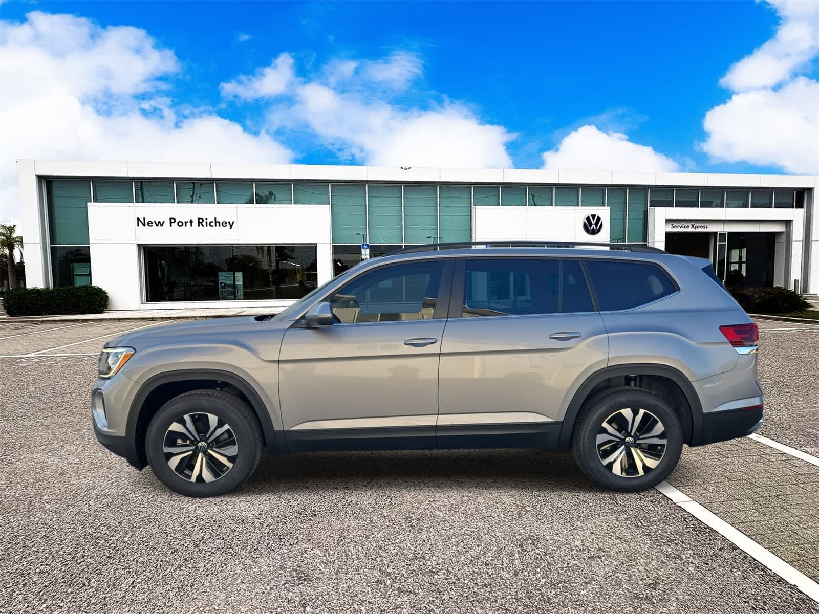 Thumbnail: 2026 Volkswagen Atlas - 5