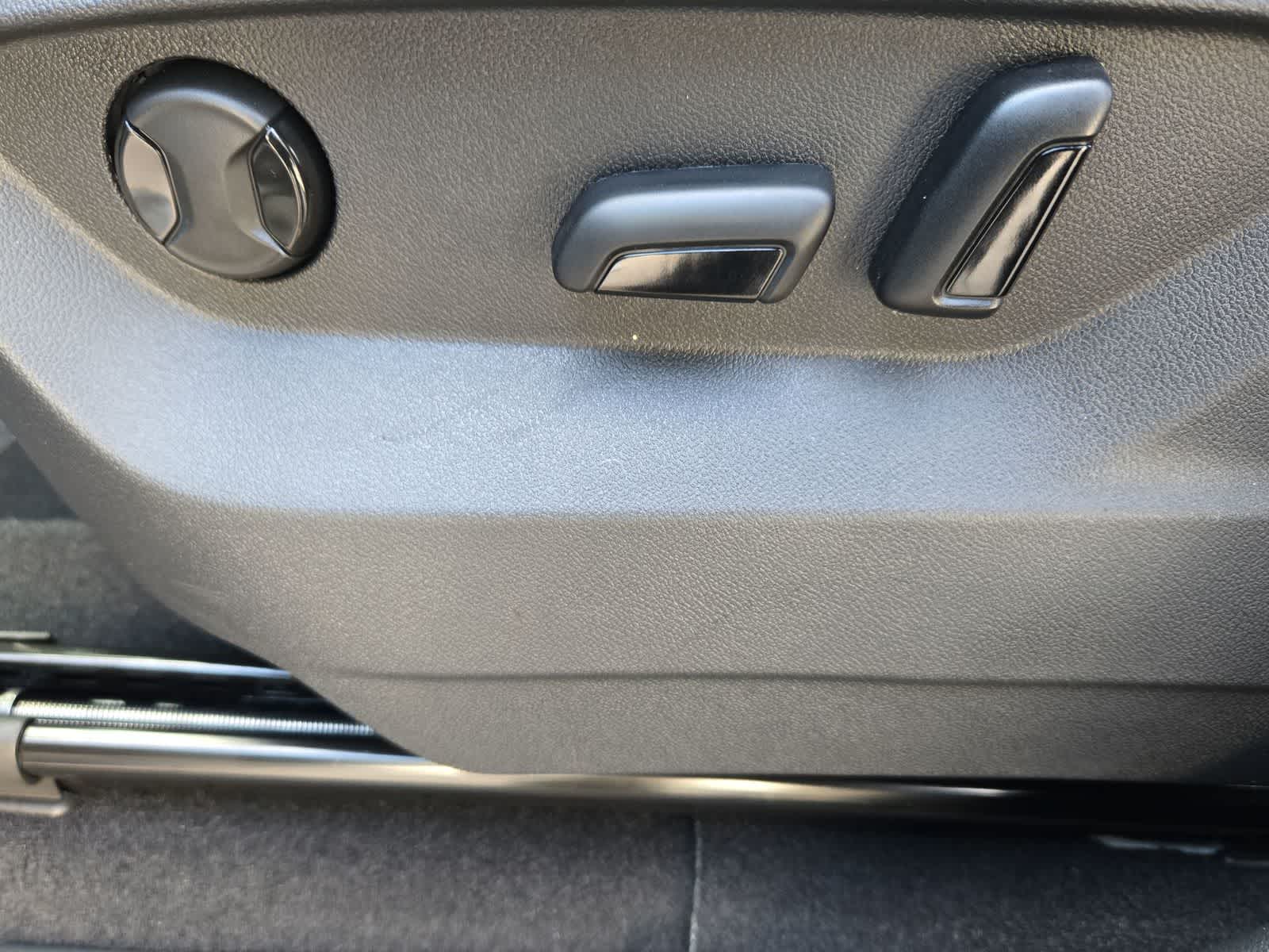 Thumbnail: 2026 Volkswagen Atlas - 25