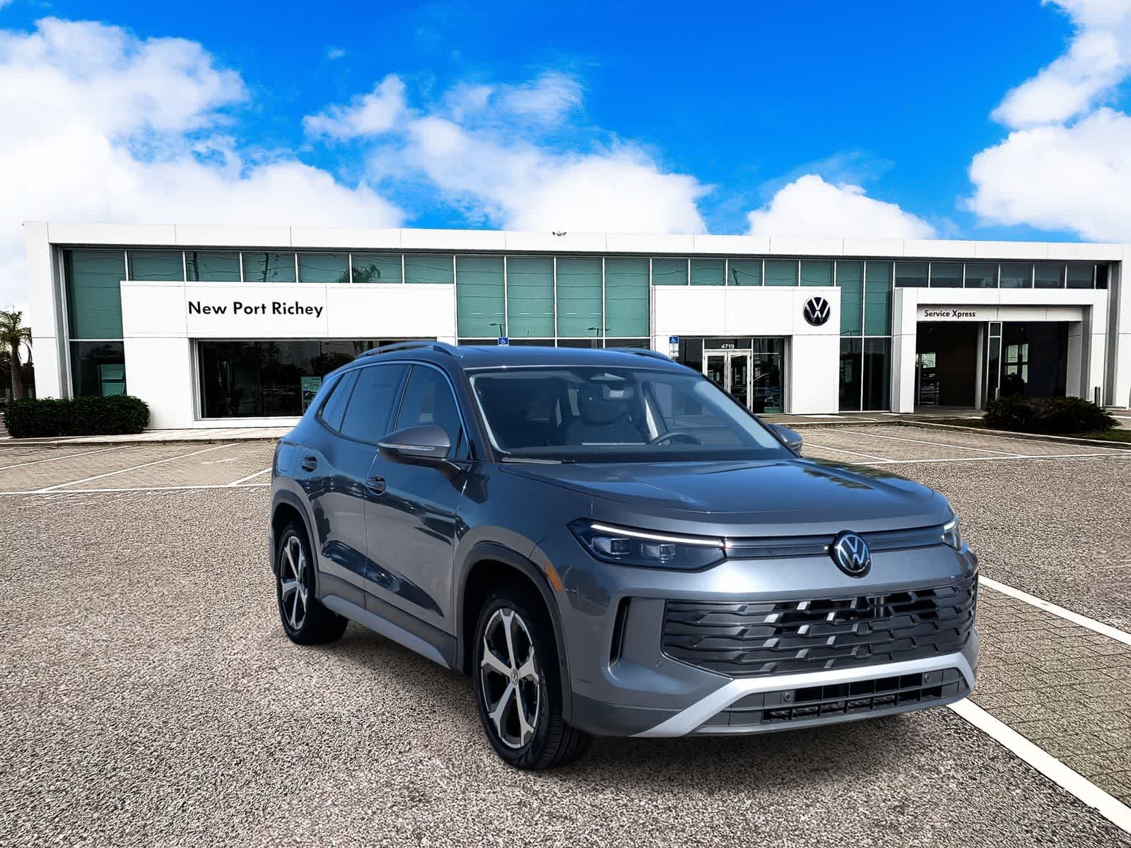 Thumbnail: 2026 Volkswagen Tiguan - 2