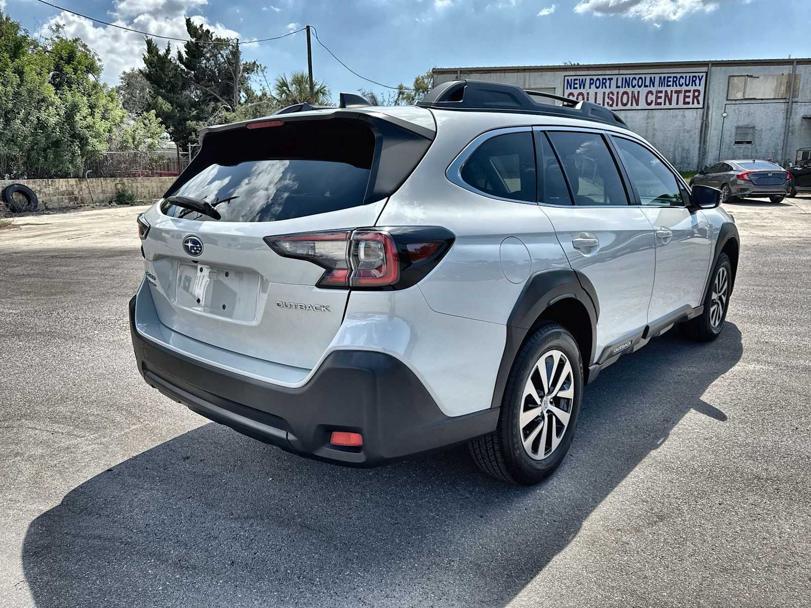 Thumbnail: 2024 Subaru Outback - 6