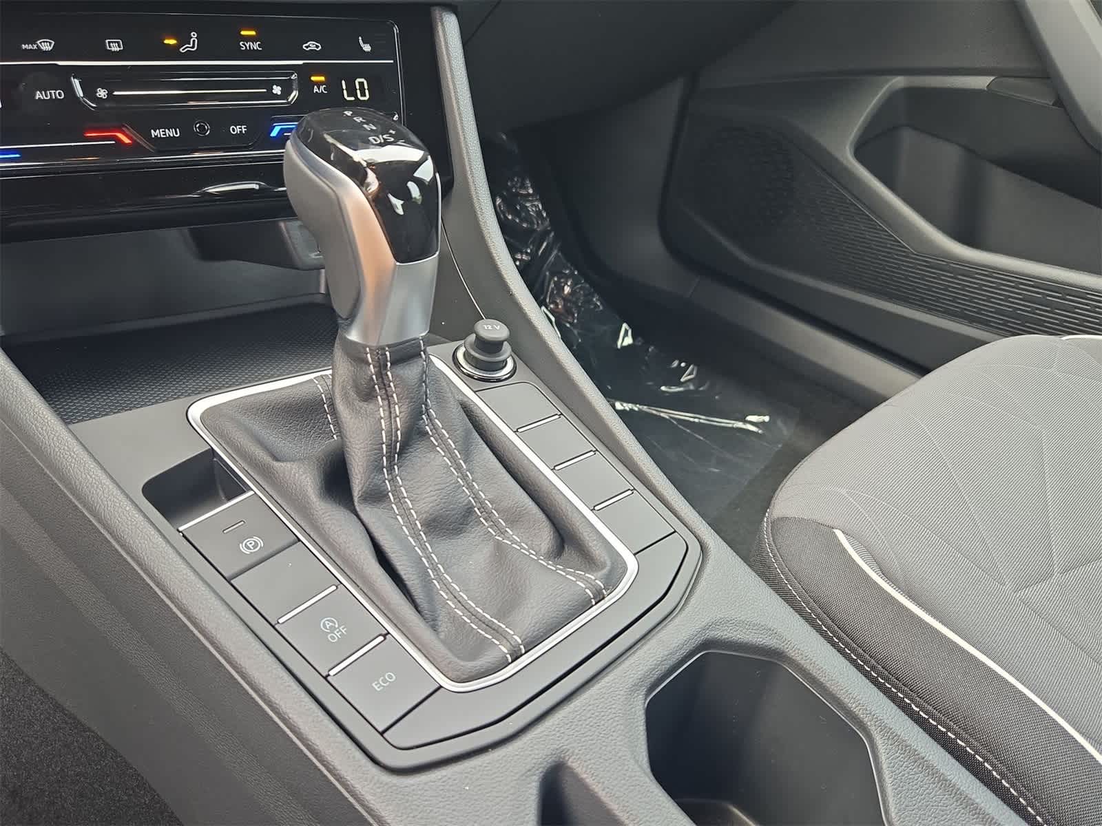 Thumbnail: 2026 Volkswagen Jetta - 29