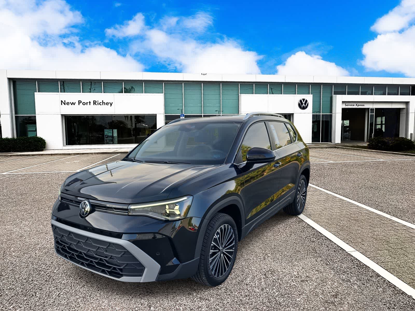 Thumbnail: 2025 Volkswagen Taos - 4