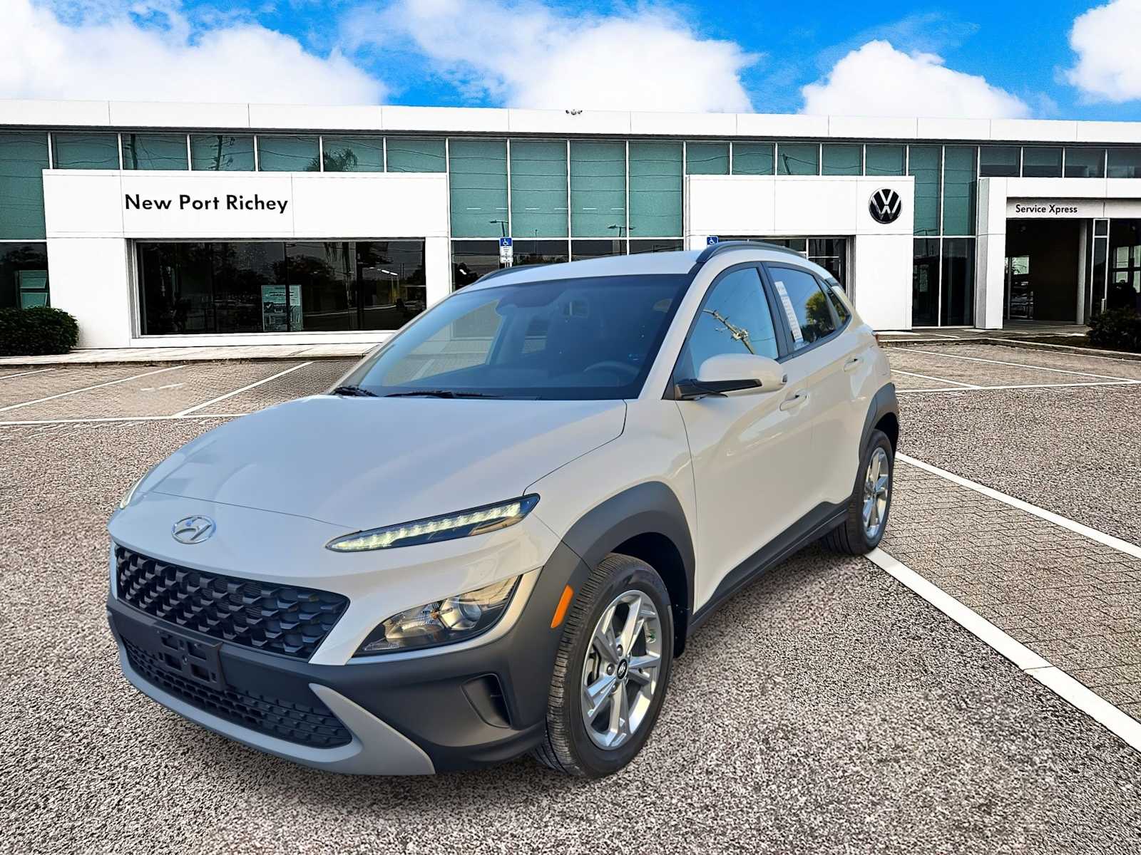 Thumbnail: 2023 Hyundai Kona - 4