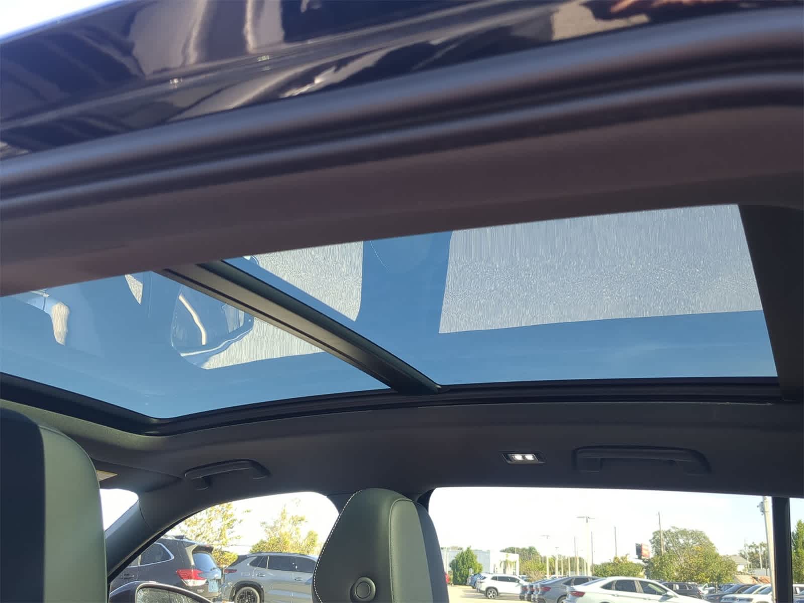 Thumbnail: 2026 Volkswagen Tiguan - 23