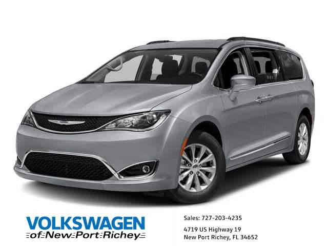2017 Chrysler Pacifica Touring L -
                  New Port Richey, FL