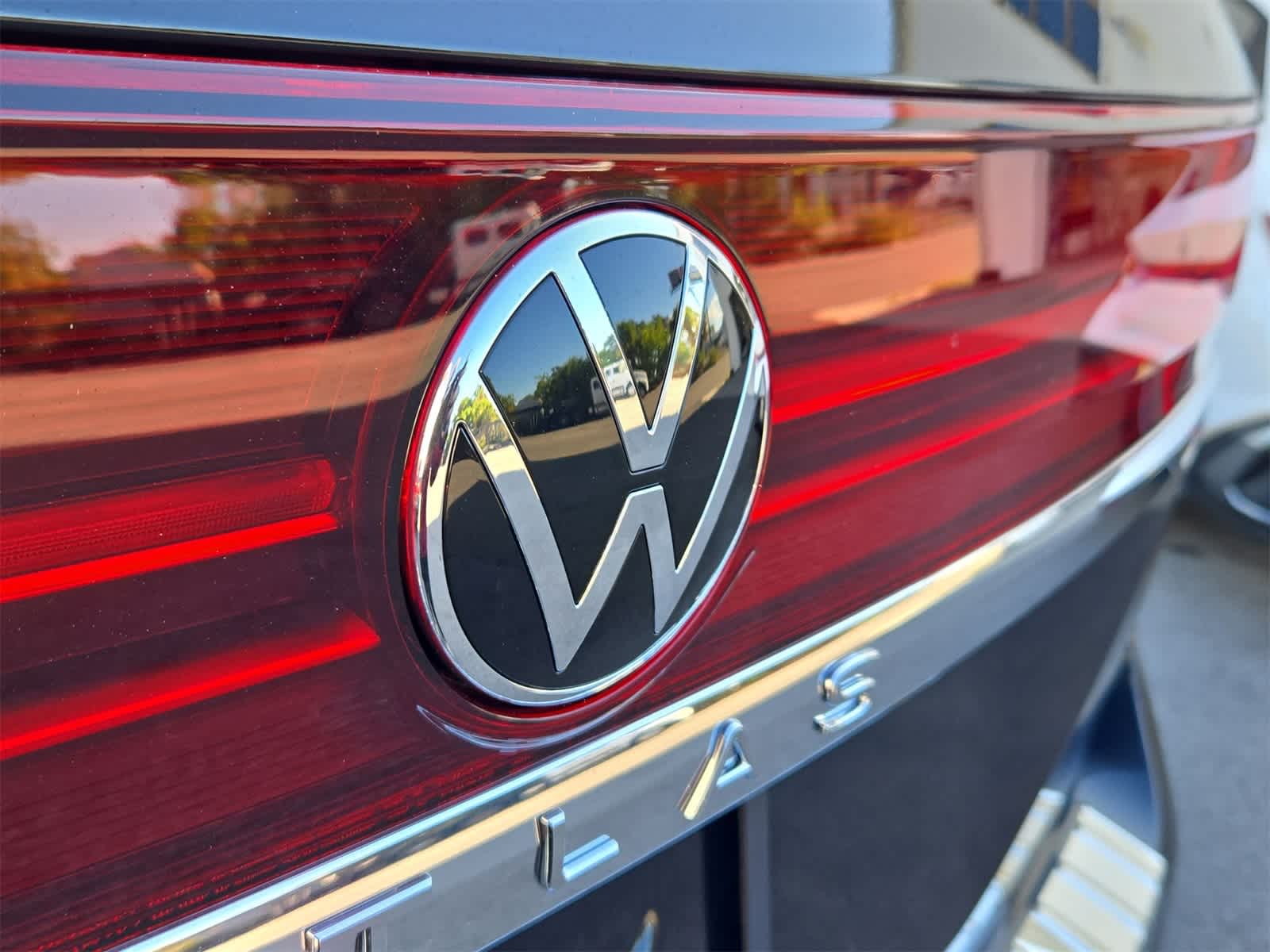 Thumbnail: 2026 Volkswagen Atlas - 12