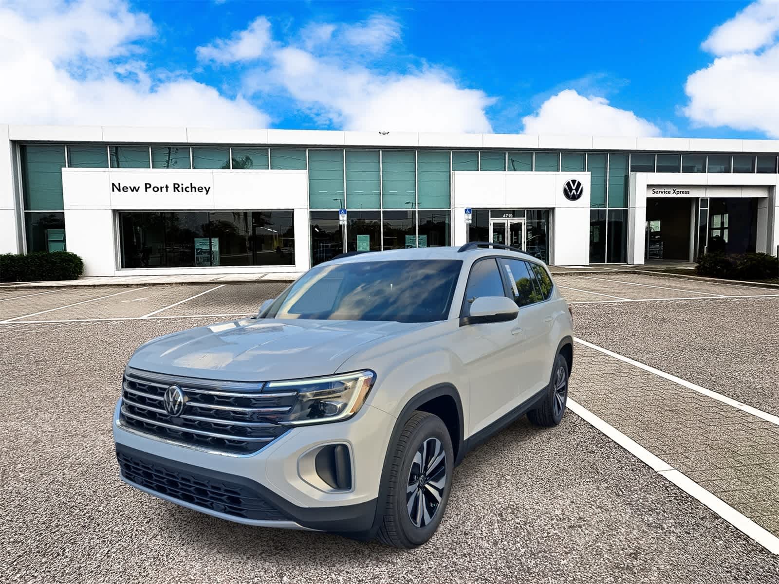 Thumbnail: 2026 Volkswagen Atlas - 4