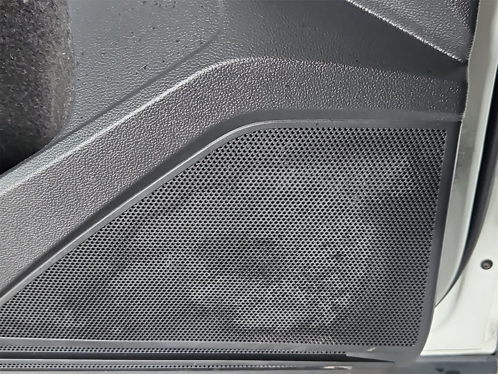 Thumbnail: 2021 Volkswagen Tiguan - 45