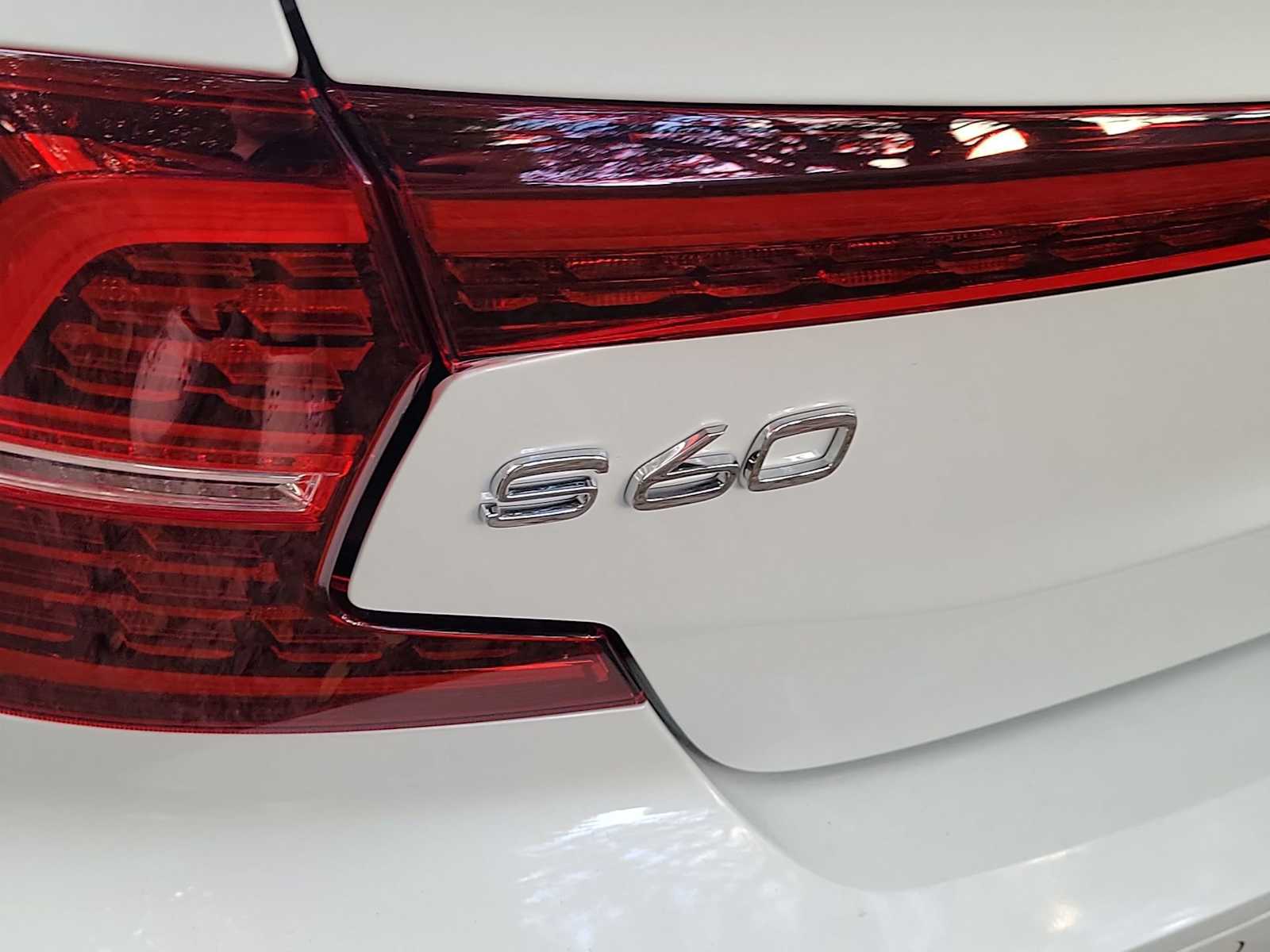 Thumbnail: 2023 Volvo S60 - 20