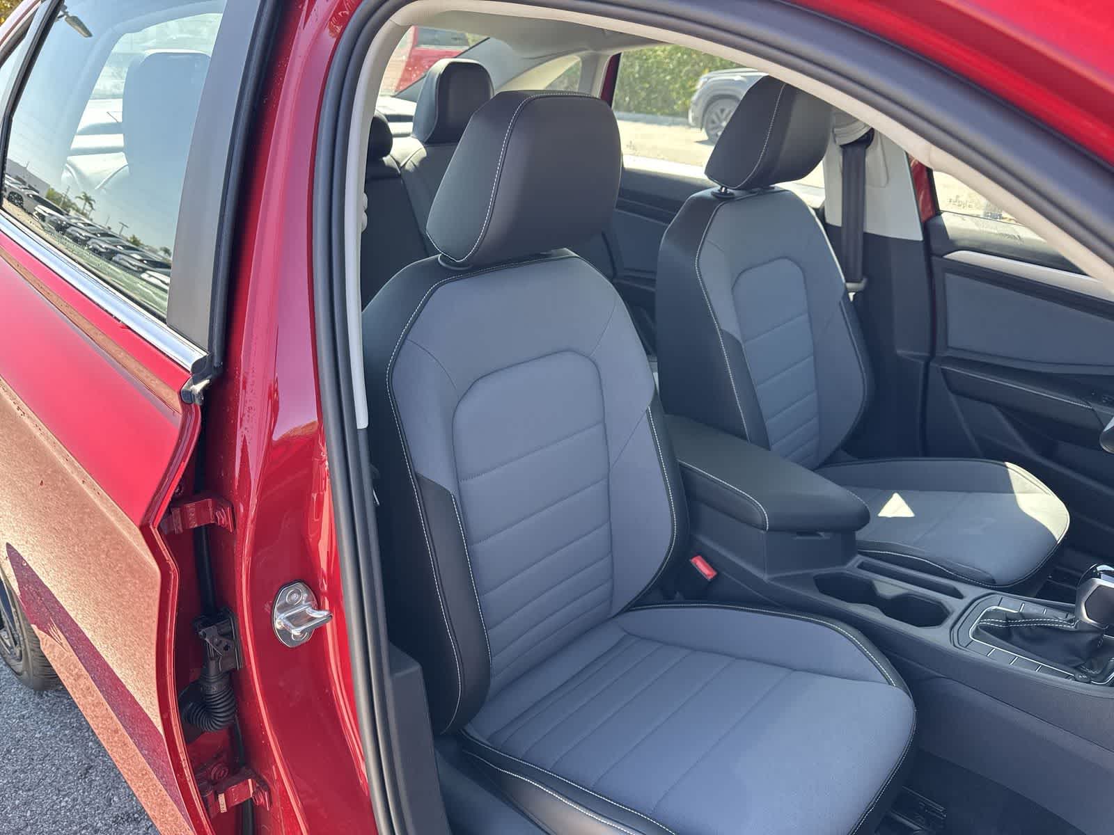 Thumbnail: 2026 Volkswagen Jetta - 20