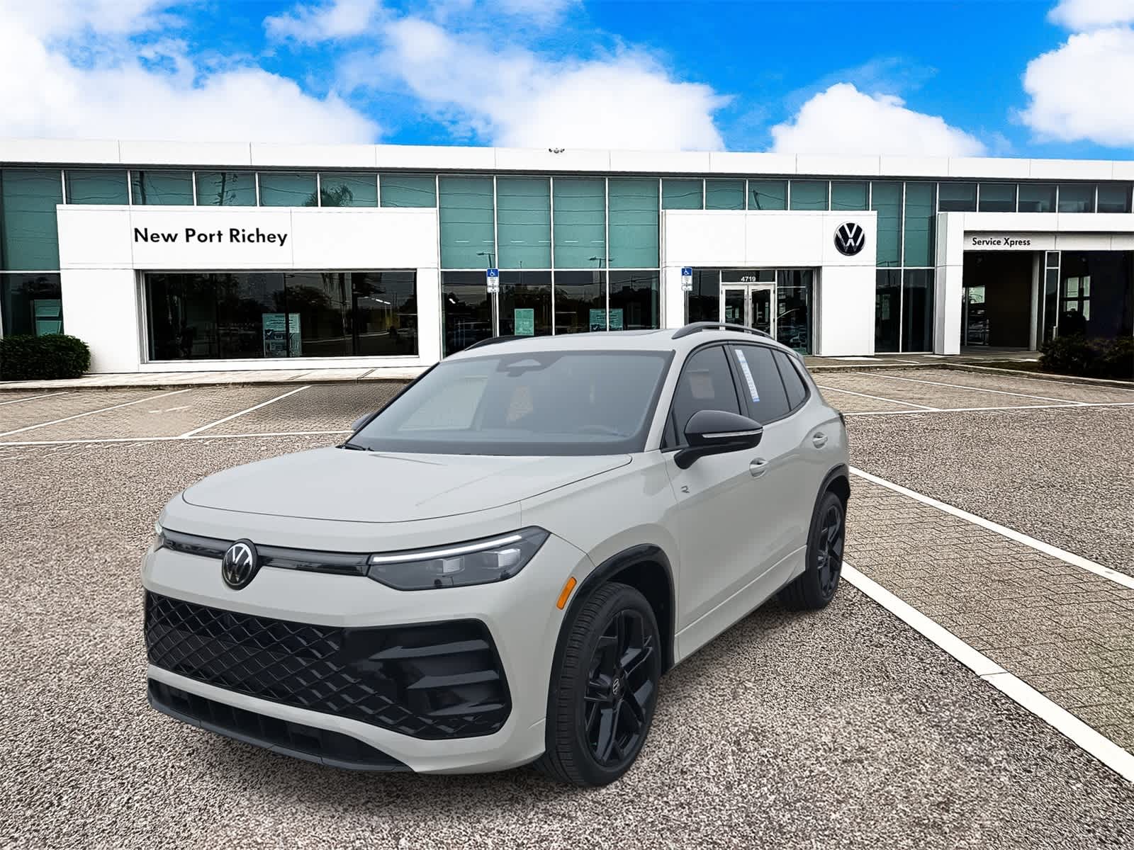 Thumbnail: 2026 Volkswagen Tiguan - 4