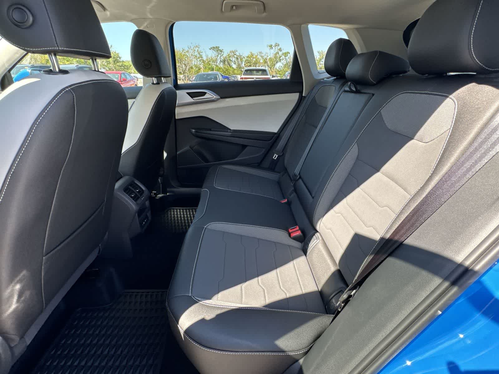 Thumbnail: 2026 Volkswagen Taos - 17