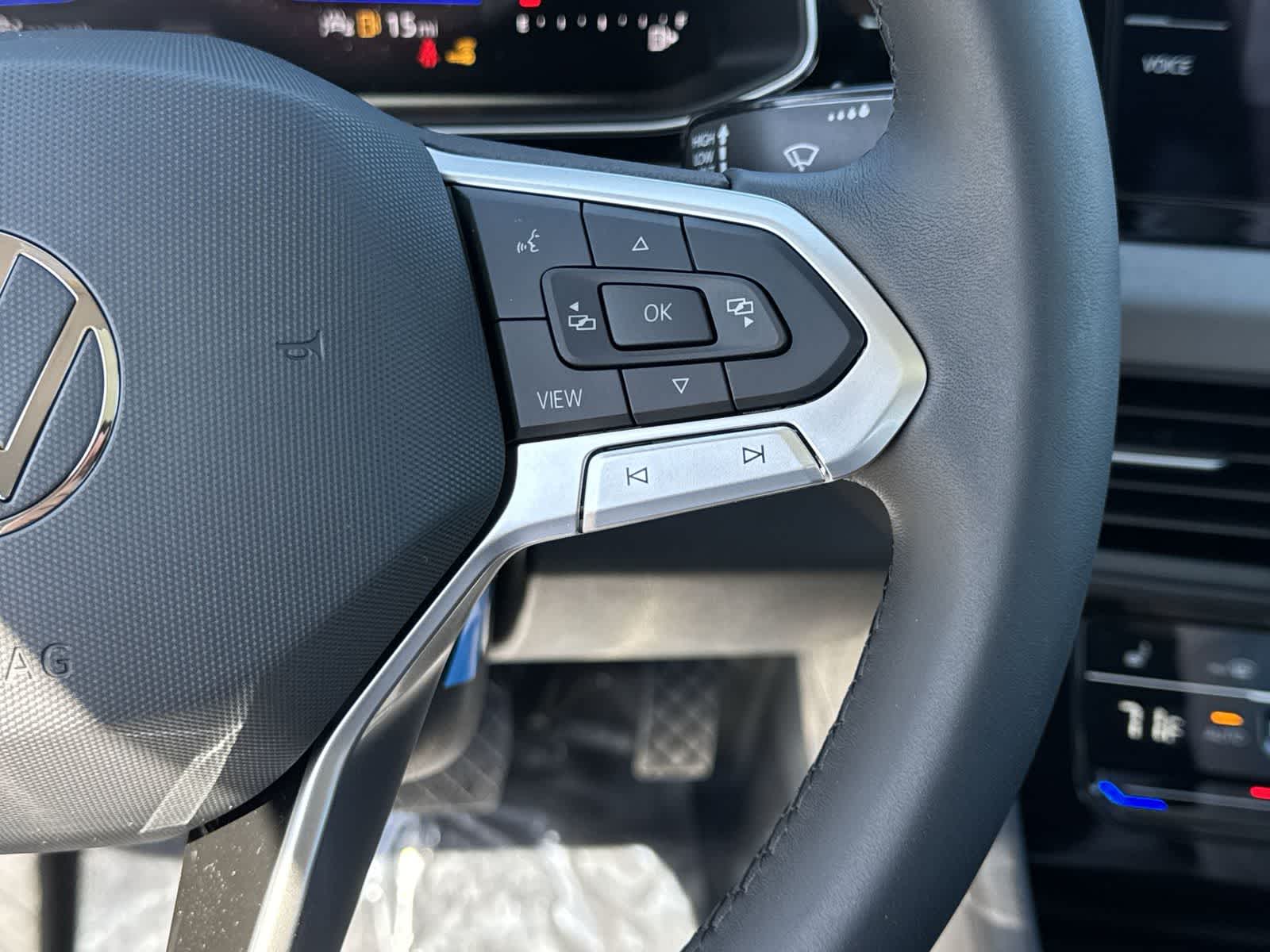 Thumbnail: 2026 Volkswagen Jetta - 24