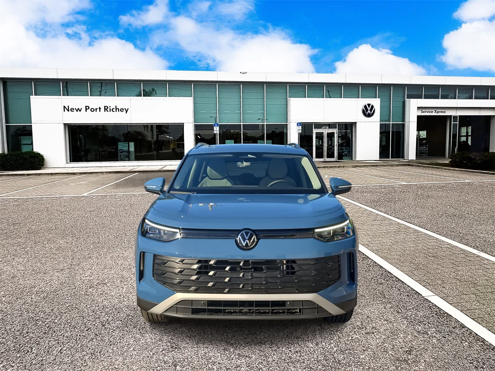 Thumbnail: 2025 Volkswagen Tiguan - 3