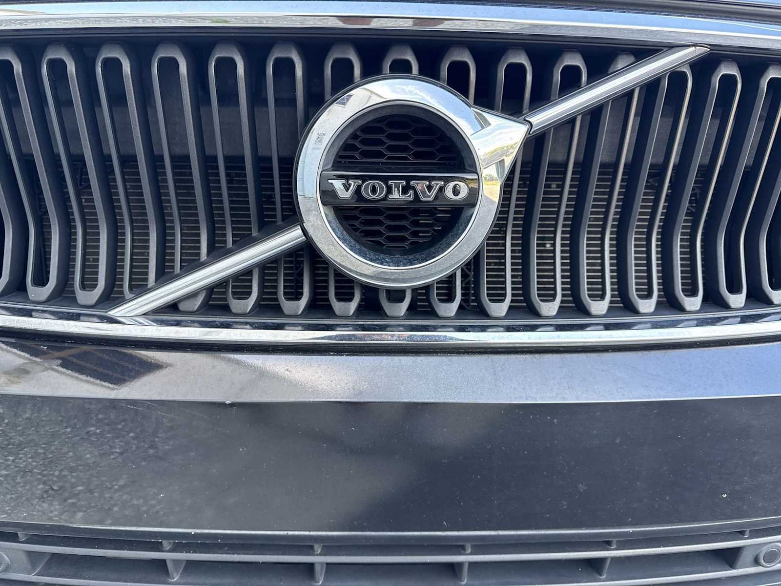 Thumbnail: 2020 Volvo XC40 - 9