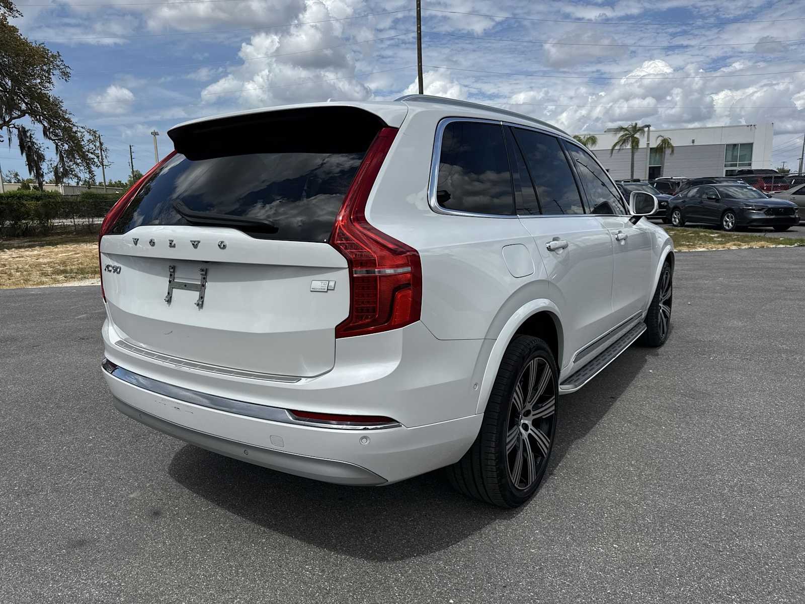 Thumbnail: 2022 Volvo XC90 - 6