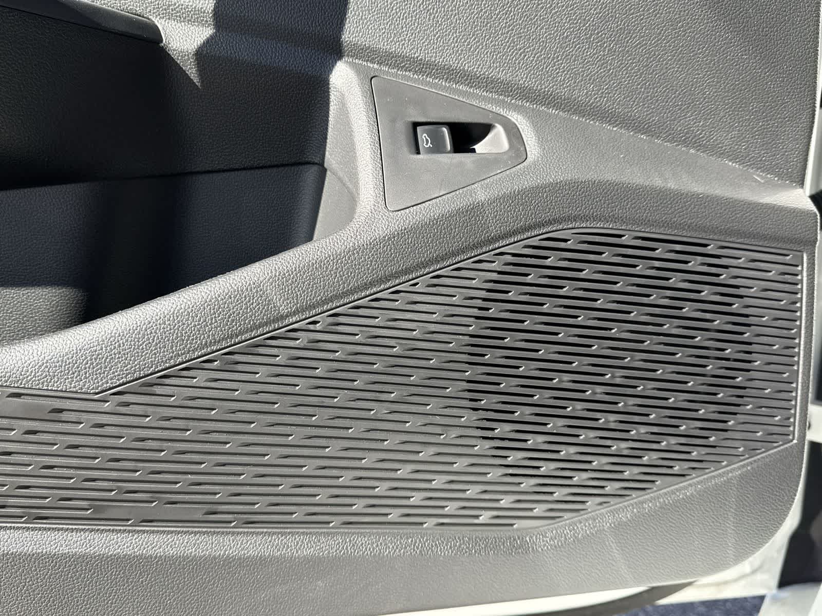 Thumbnail: 2026 Volkswagen Jetta - 27