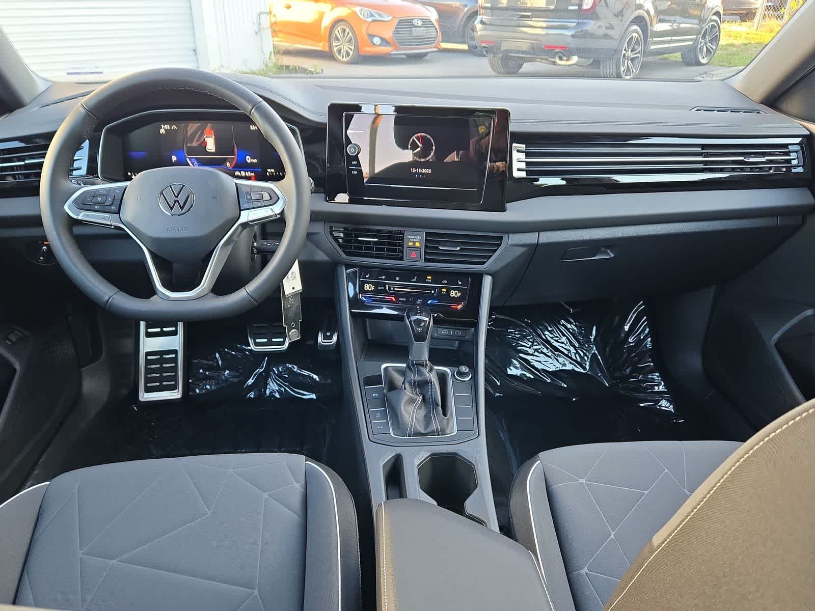 Thumbnail: 2026 Volkswagen Jetta - 16