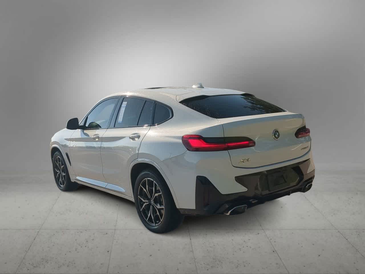 Thumbnail: 2022 BMW X4 - 6