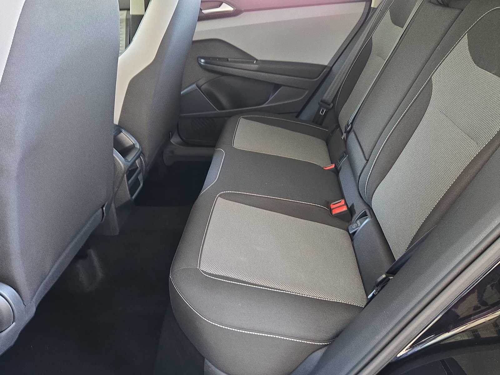 Thumbnail: 2023 Volkswagen Taos - 17