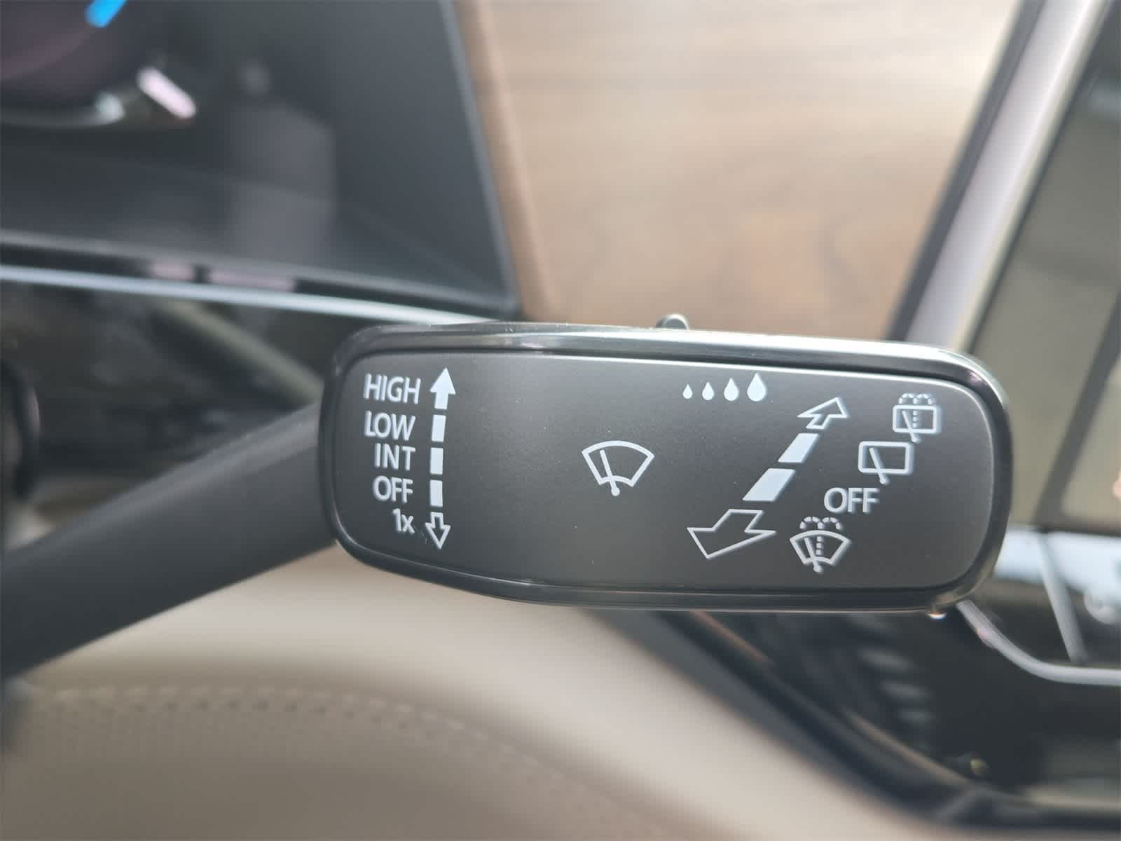 Thumbnail: 2026 Volkswagen Atlas - 24