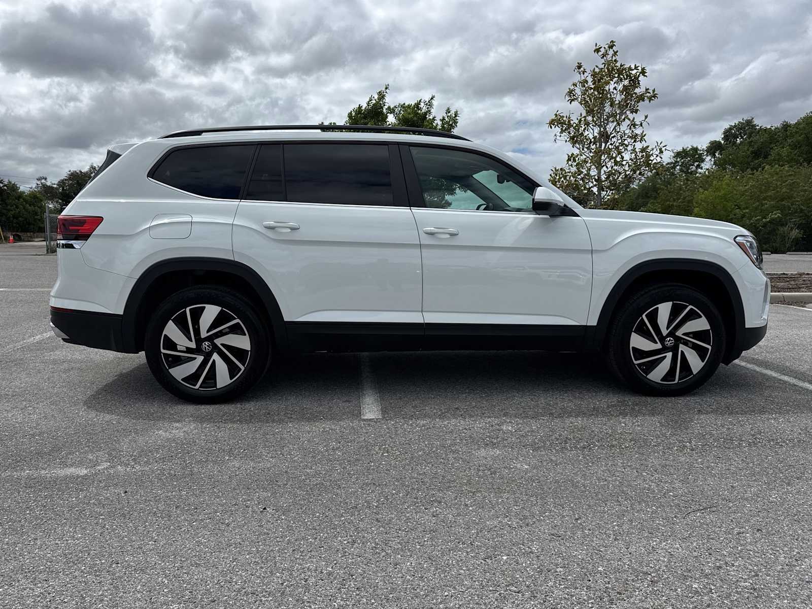 Thumbnail: 2025 Volkswagen Atlas - 7