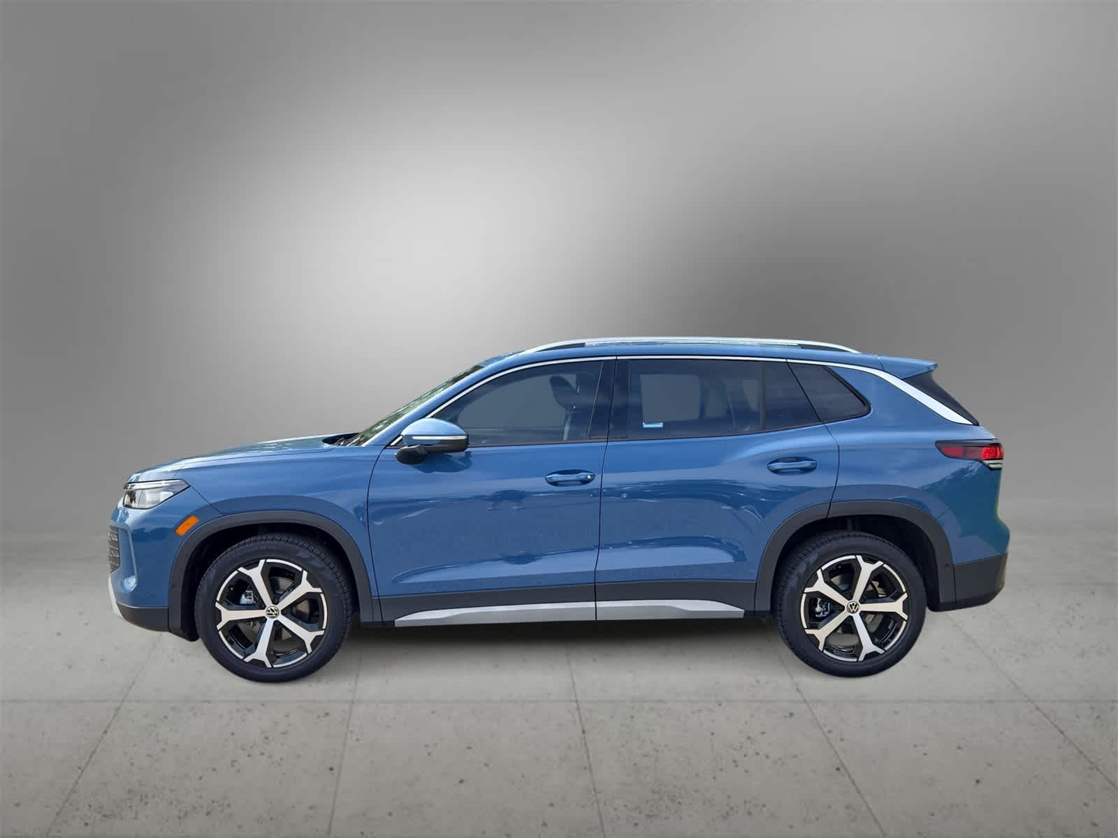 Thumbnail: 2025 Volkswagen Tiguan - 5