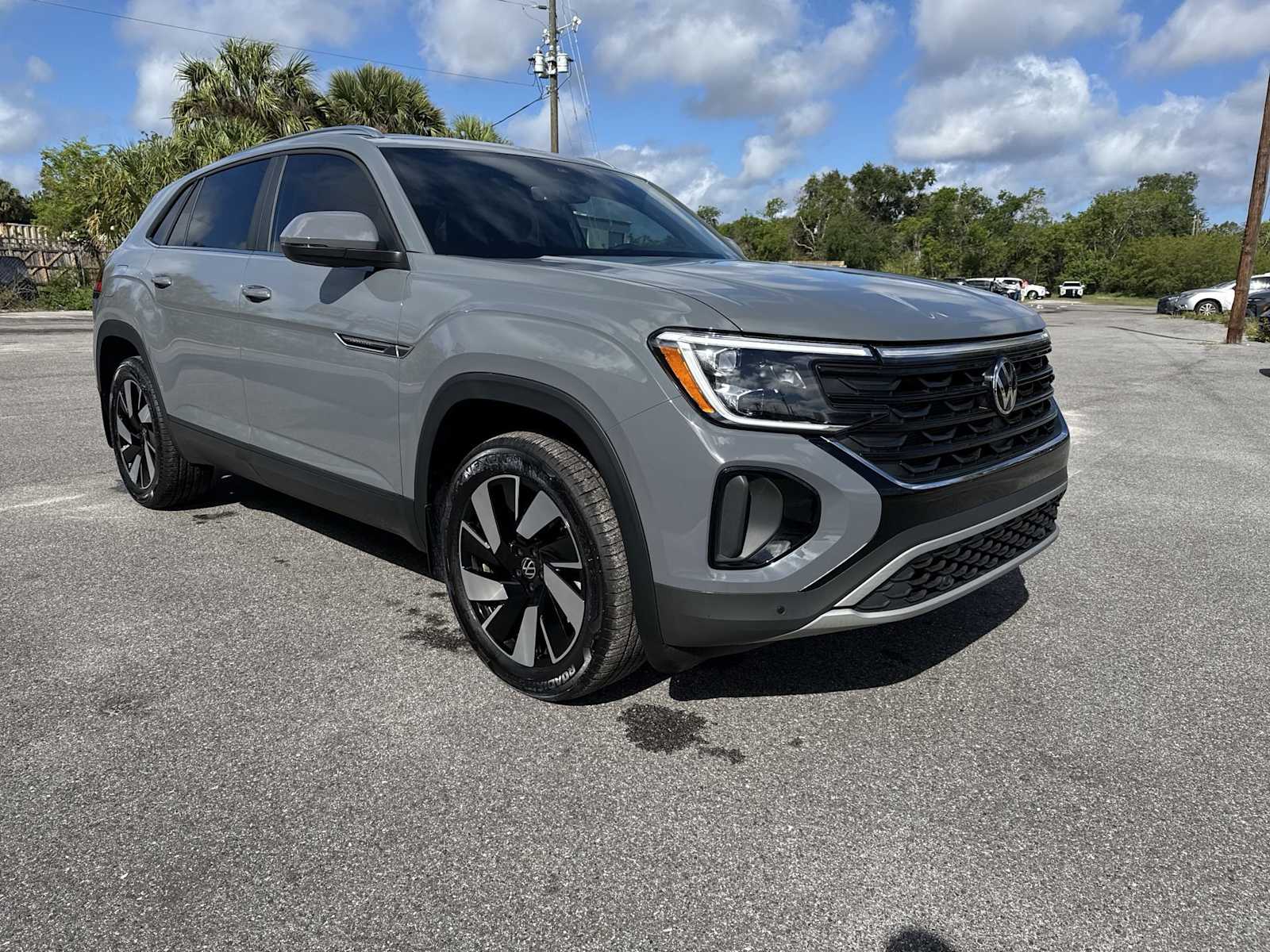 Thumbnail: 2025 Volkswagen Atlas - 16