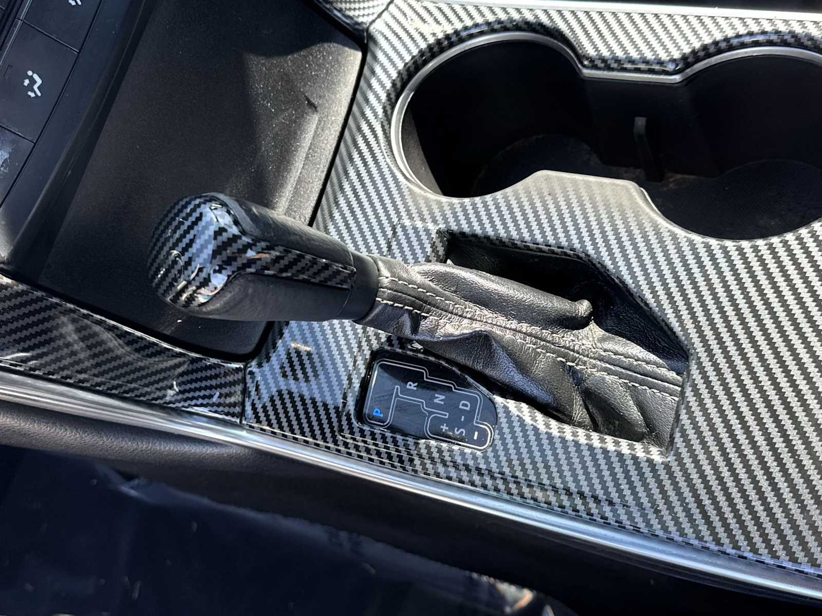 Thumbnail: 2015 Toyota Camry - 25