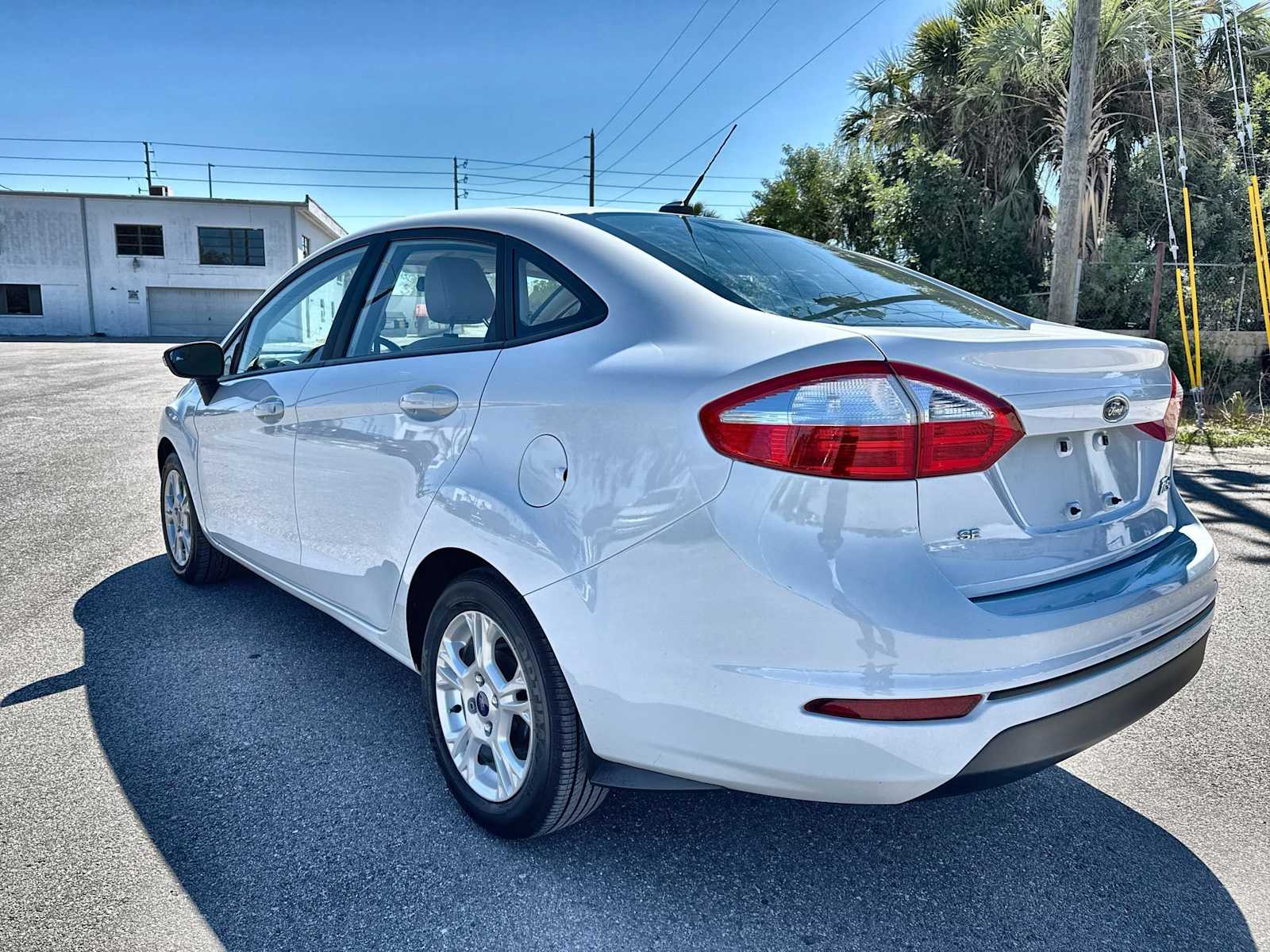 Thumbnail: 2016 Ford Fiesta - 4