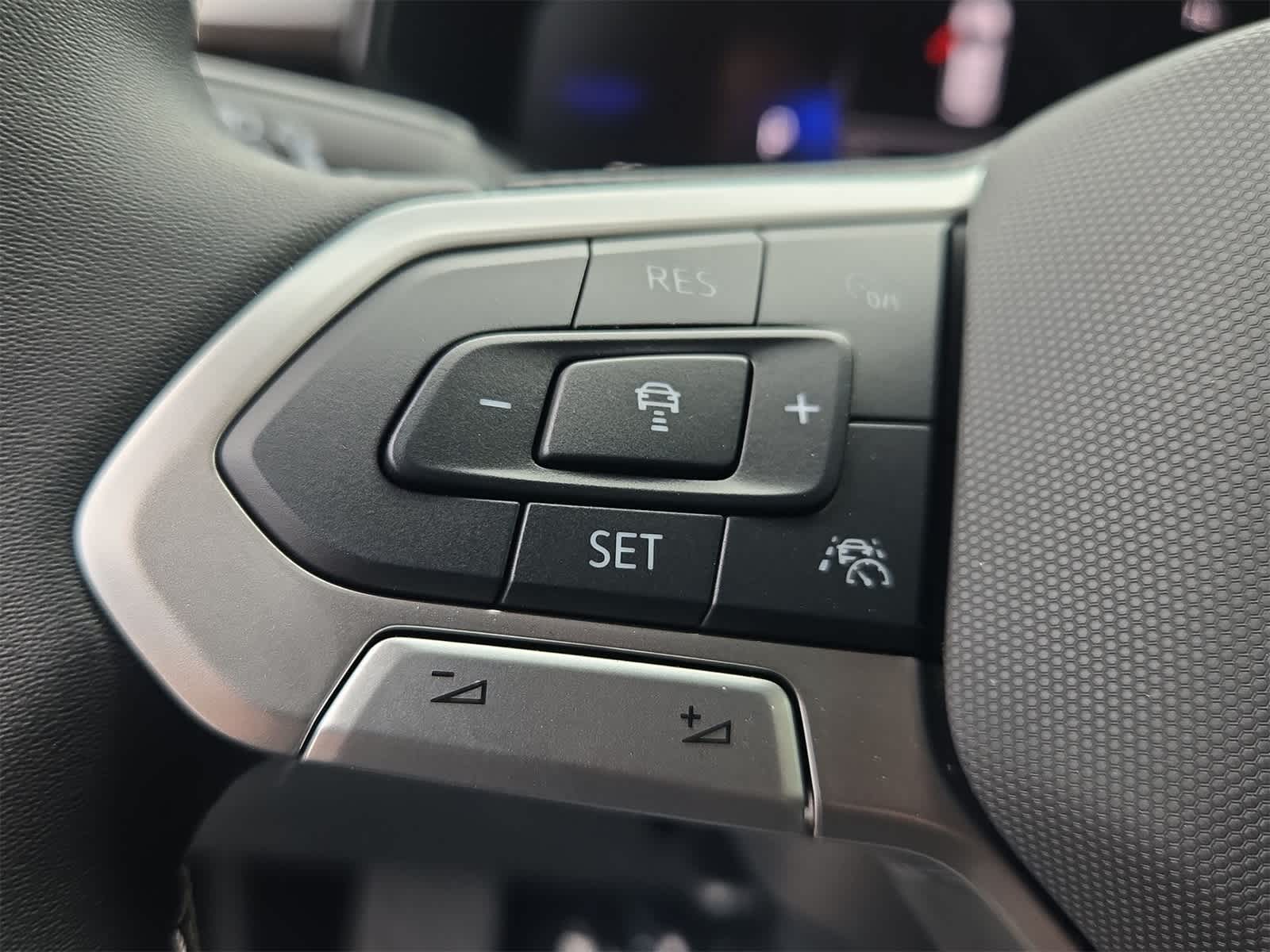 Thumbnail: 2025 Volkswagen Taos - 22