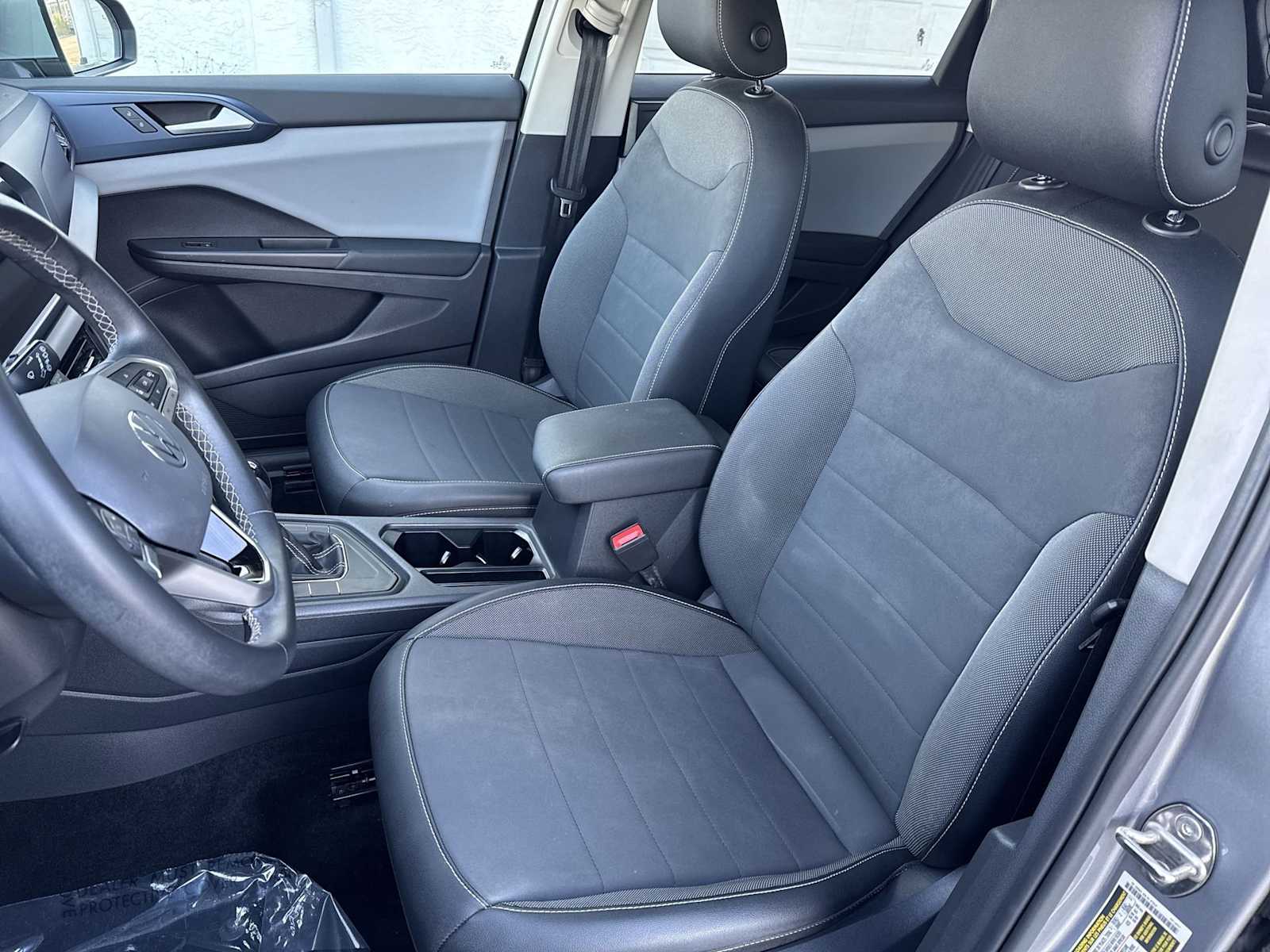 Thumbnail: 2022 Volkswagen Taos - 15