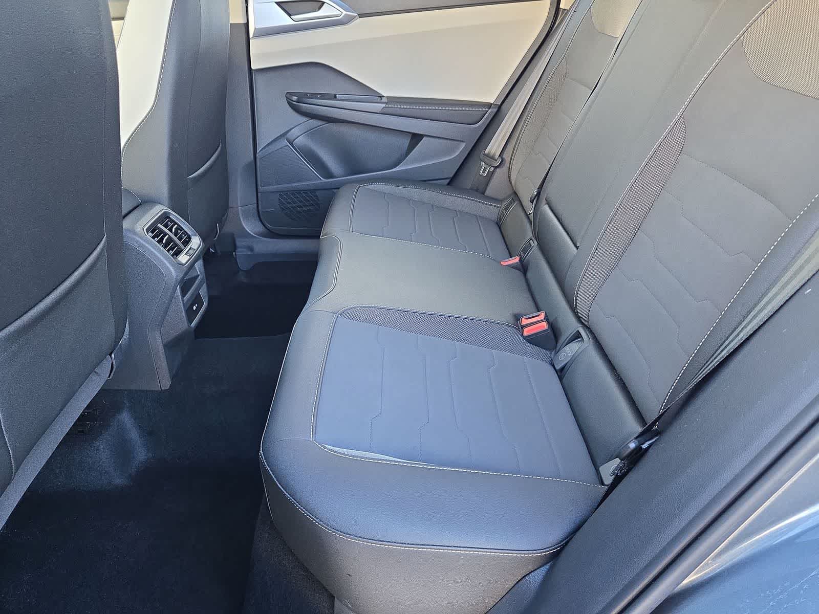 Thumbnail: 2025 Volkswagen Taos - 19