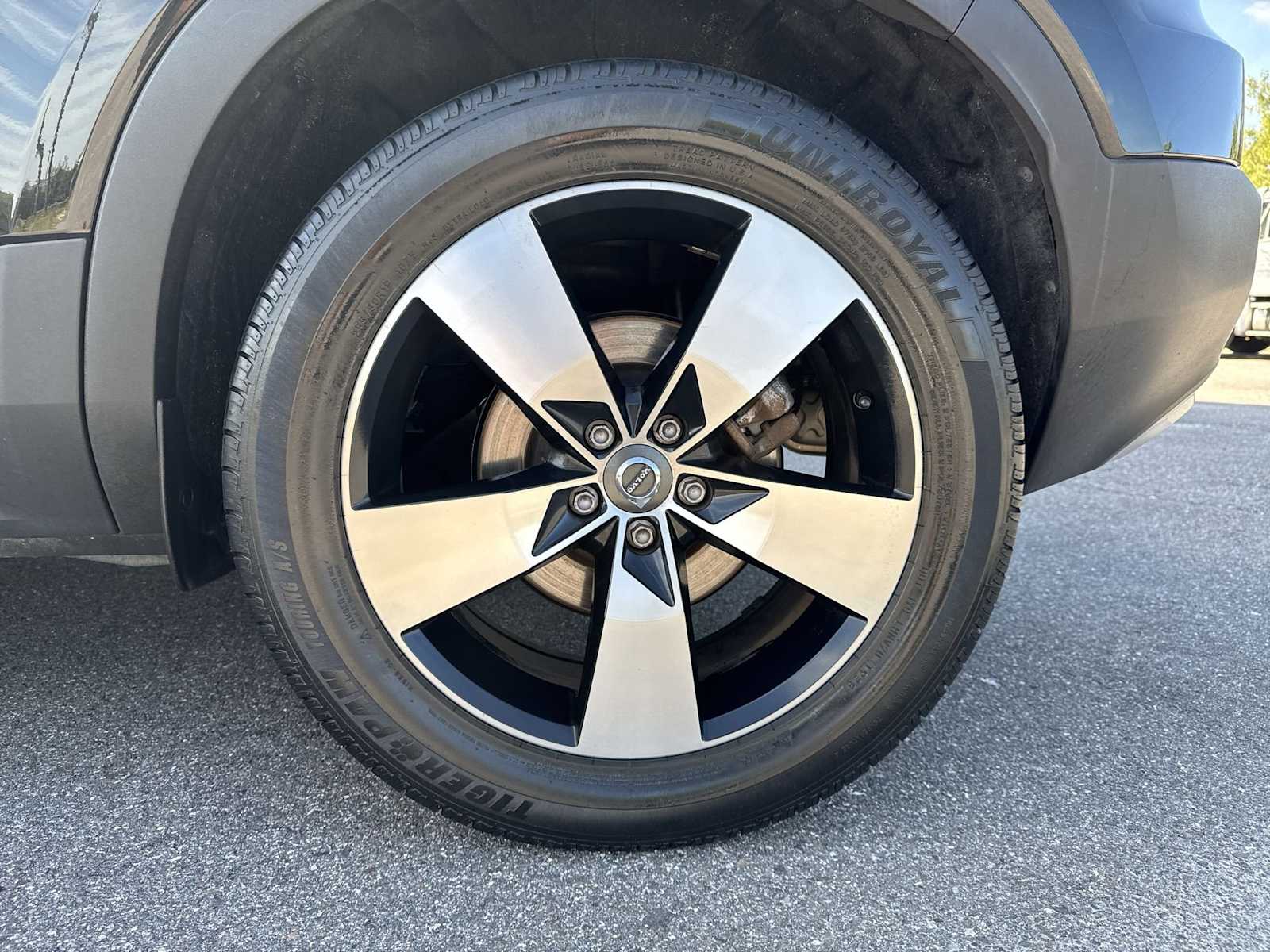 Thumbnail: 2020 Volvo XC40 - 11