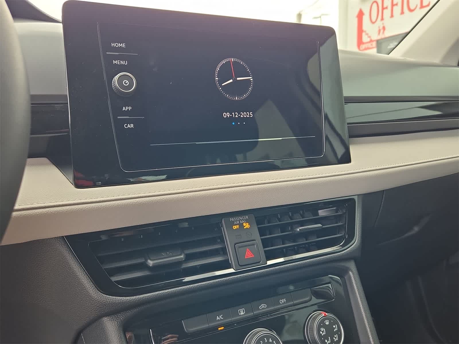 Thumbnail: 2025 Volkswagen Taos - 27