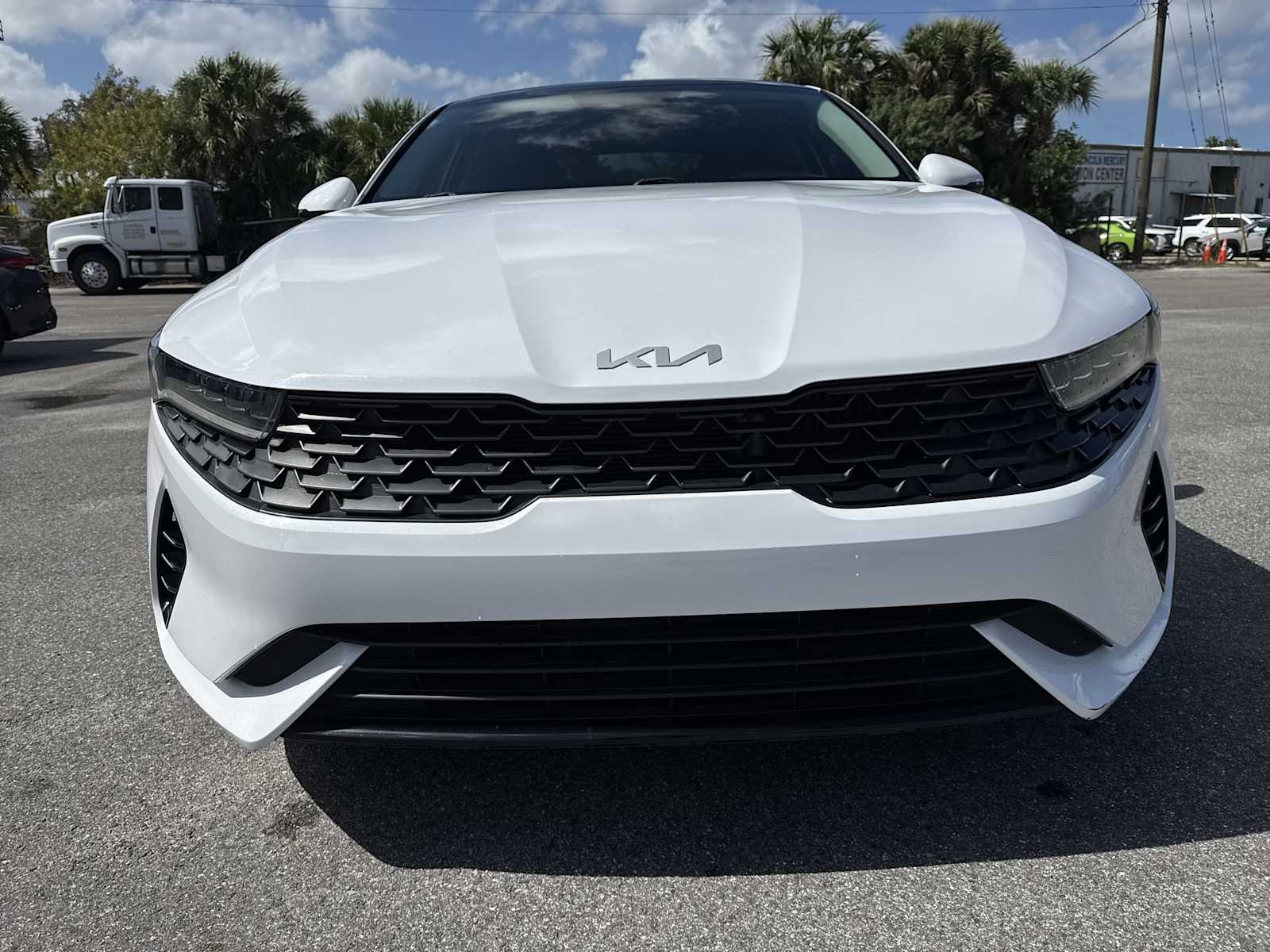 Thumbnail: 2022 Kia K5 - 9